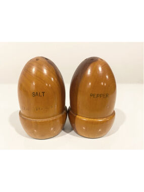 Vintage Wooden Acorn Egg Shaped Salt & Pepper Shakers Burlington Souvenir